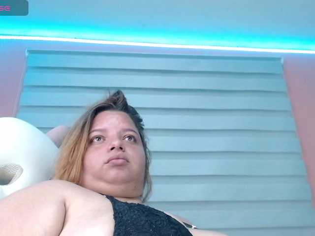 lexxy-bbw live webcam show