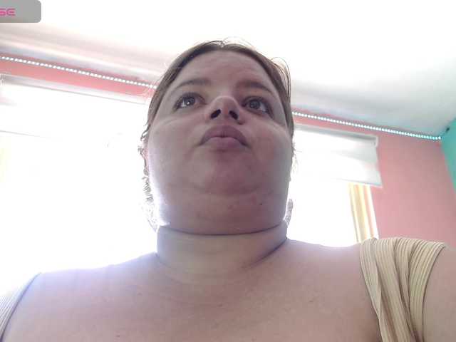 lexxy-bbw live cam on BongaCams