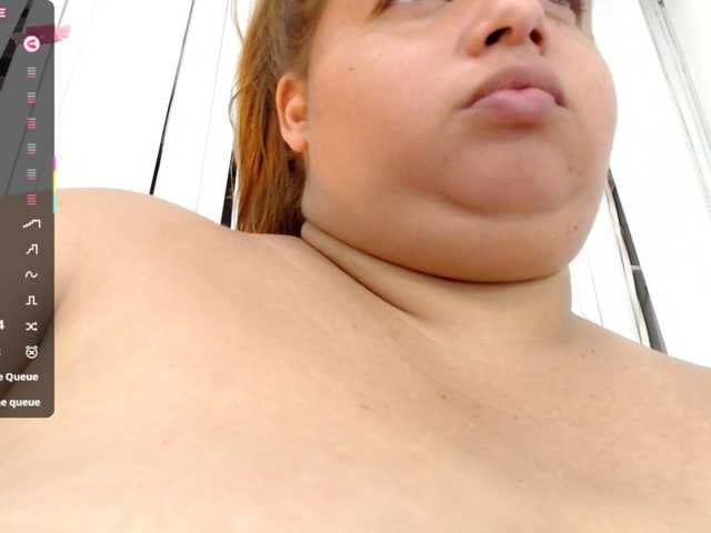 lexxy-bbw live cam on BongaCams
