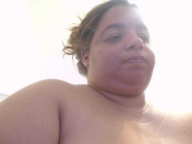 lexxy-bbw live cam on BongaCams
