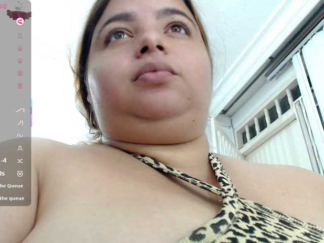 lexxy-bbw live cam on BongaCams