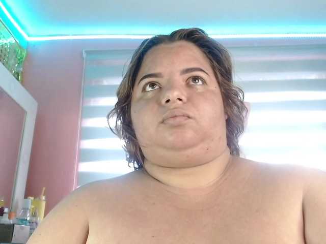 lexxy-bbw live cam on BongaCams