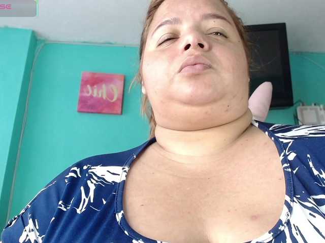 lexxy-bbw live cam on BongaCams