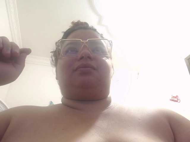 lexxy-bbw live cam on BongaCams