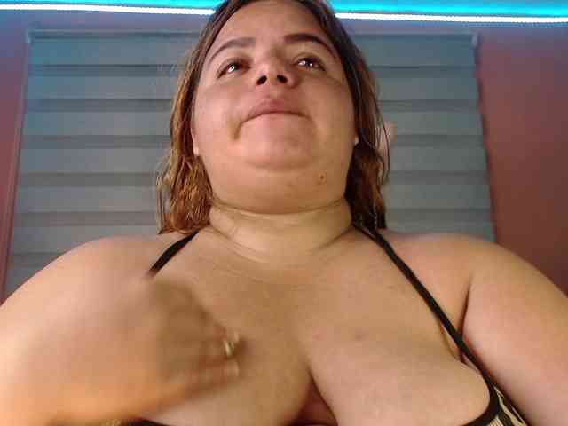 lexxy-bbw webcam