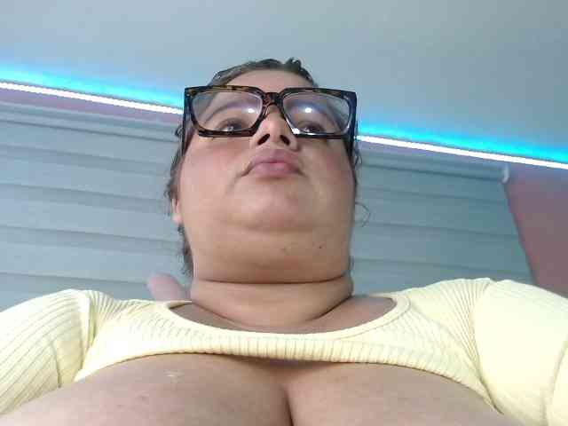 lexxy-bbw webcam