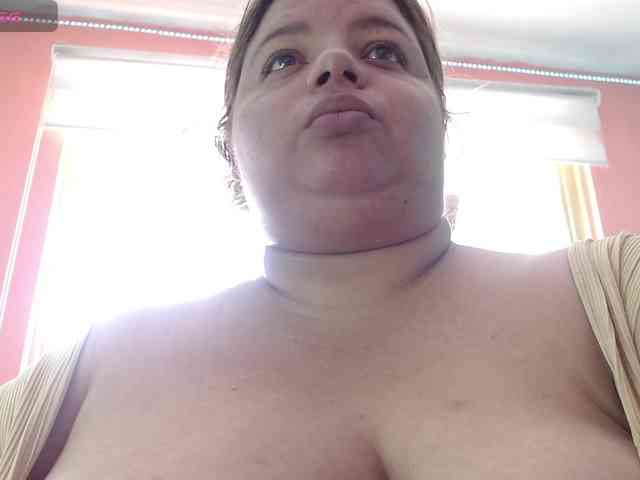 lexxy-bbw webcam