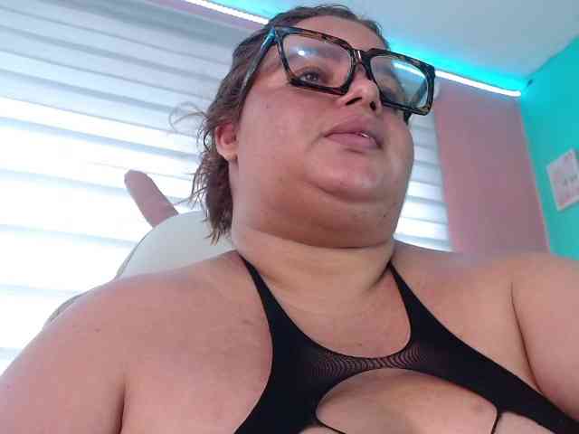 lexxy-bbw webcam