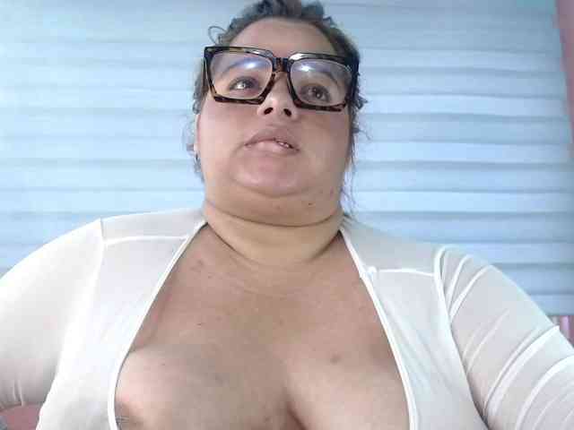 lexxy-bbw webcam