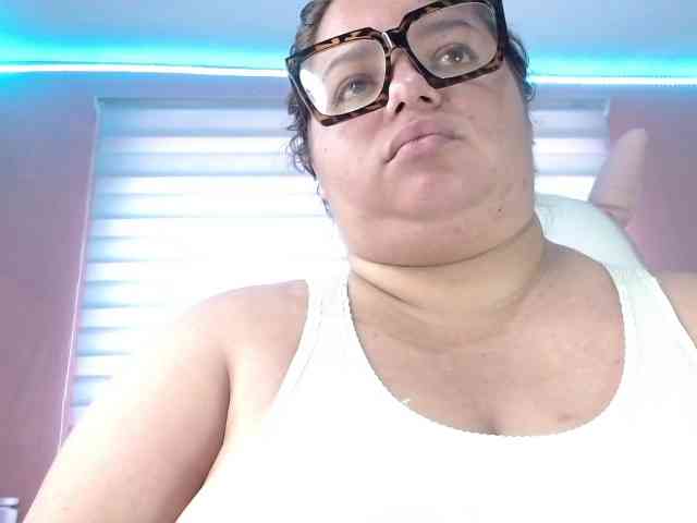 lexxy-bbw webcam