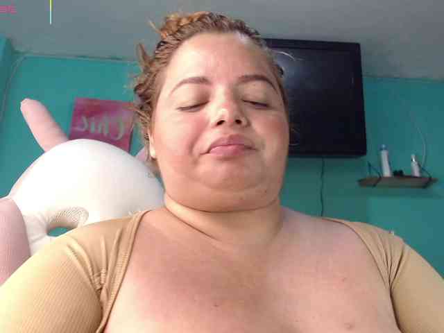 lexxy-bbw webcam