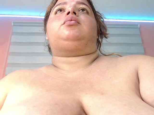 lexxy-bbw webcam