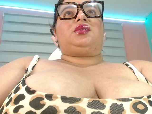 lexxy-bbw webcam
