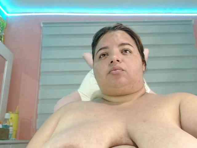 lexxy-bbw webcam