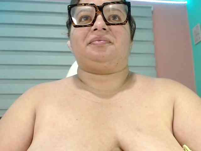 lexxy-bbw webcam