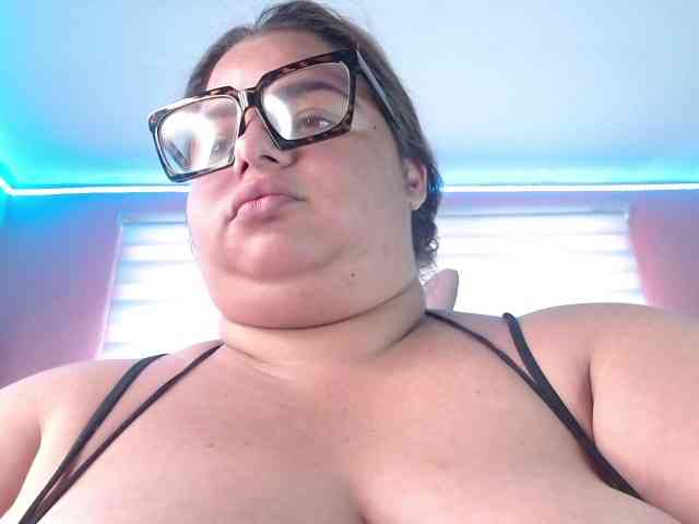 lexxy-bbw Live Webcam on BongaCams