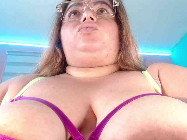 lexxy-bbw webcam