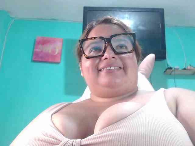 lexxy-bbw webcam
