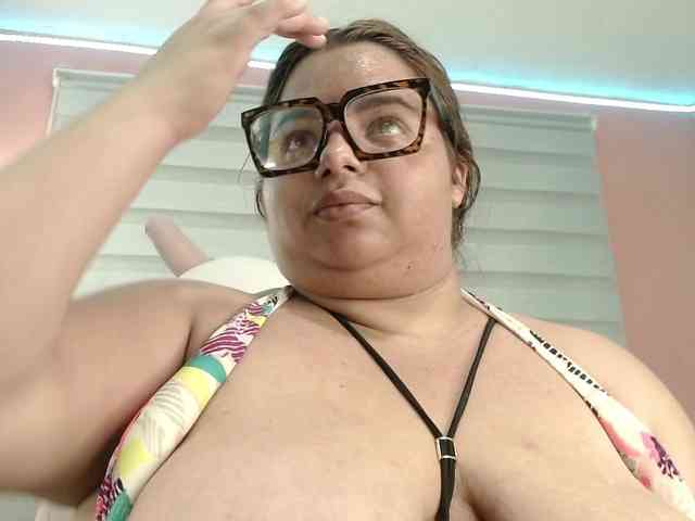 lexxy-bbw webcam