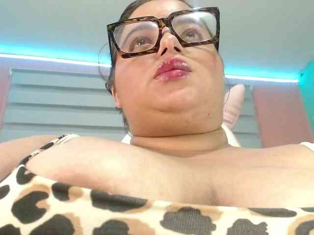 lexxy-bbw webcam