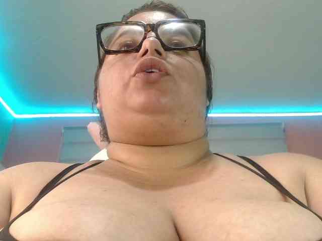 lexxy-bbw webcam