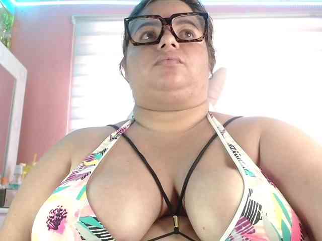 lexxy-bbw webcam