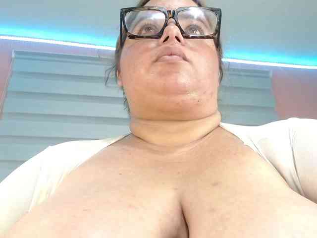 lexxy-bbw webcam