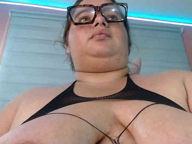 lexxy-bbw webcam