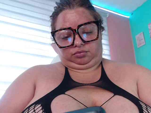 lexxy-bbw webcam