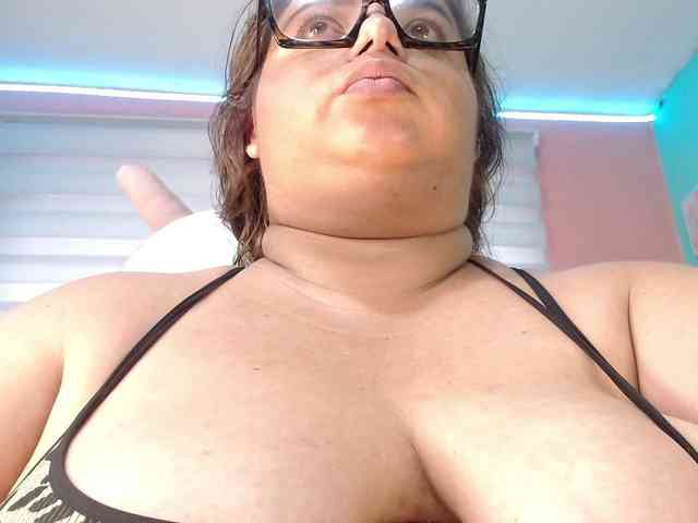 lexxy-bbw webcam