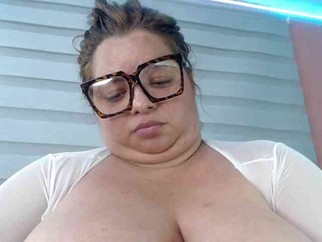 lexxy-bbw webcam