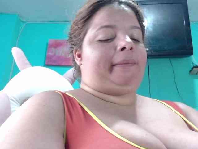 lexxy-bbw webcam