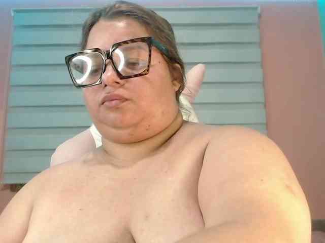 lexxy-bbw webcam