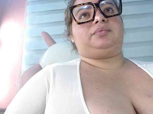 lexxy-bbw webcam