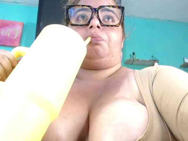 lexxy-bbw webcam