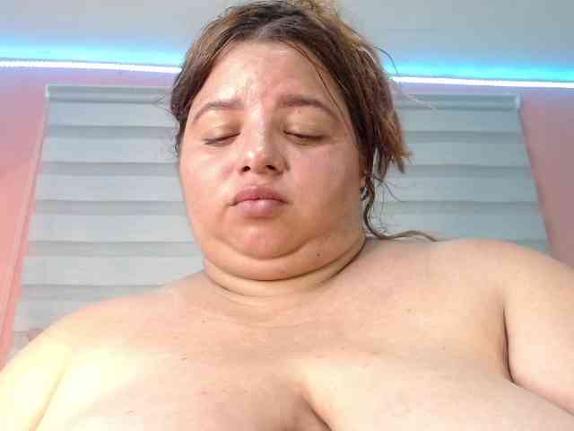 Modelo: lexxy-bbw