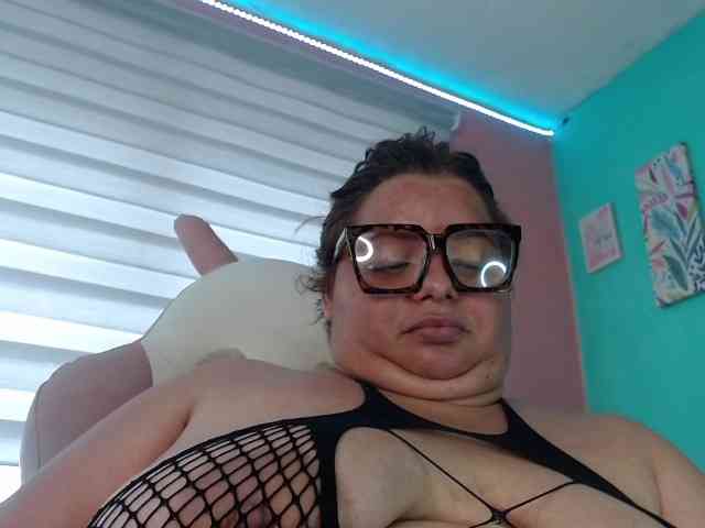 lexxy-bbw webcam