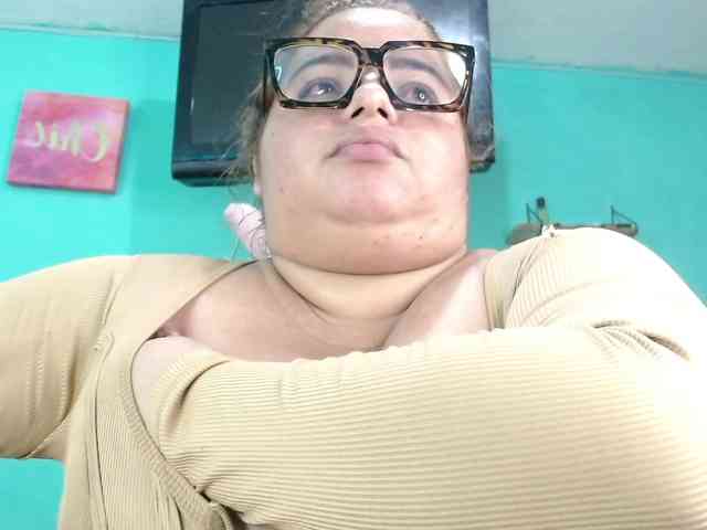 lexxy-bbw
