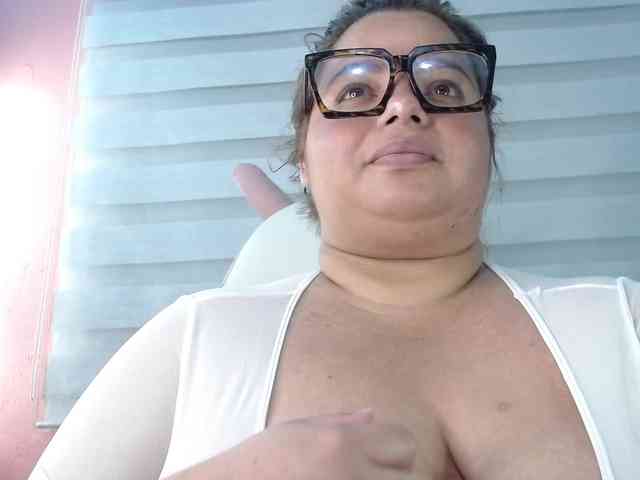 lexxy-bbw webcam