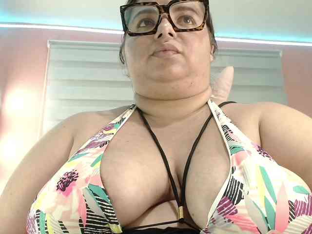 lexxy-bbw webcam