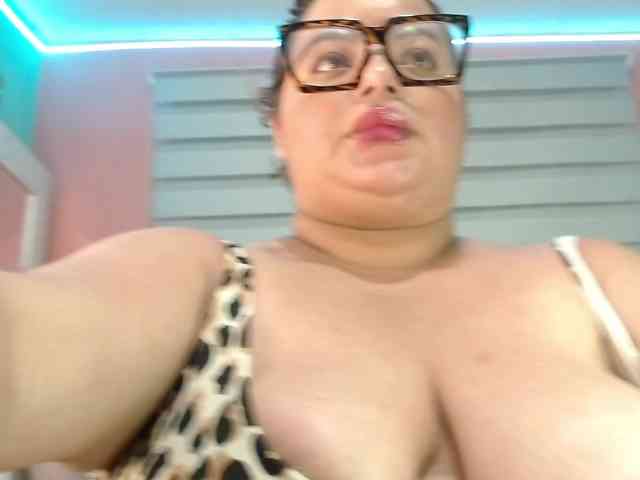lexxy-bbw webcam