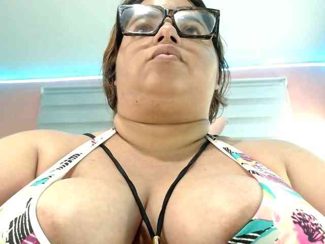 lexxy-bbw webcam