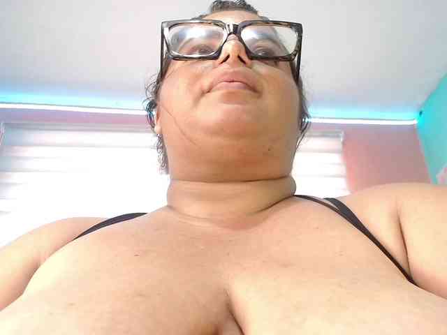 lexxy-bbw webcam