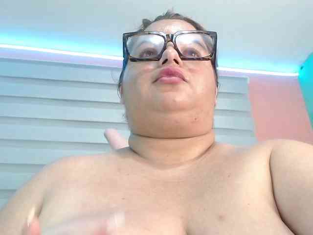 lexxy-bbw webcam