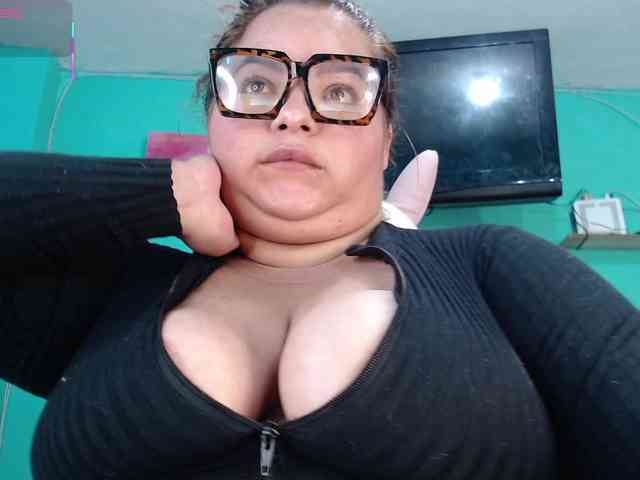 lexxy-bbw webcam