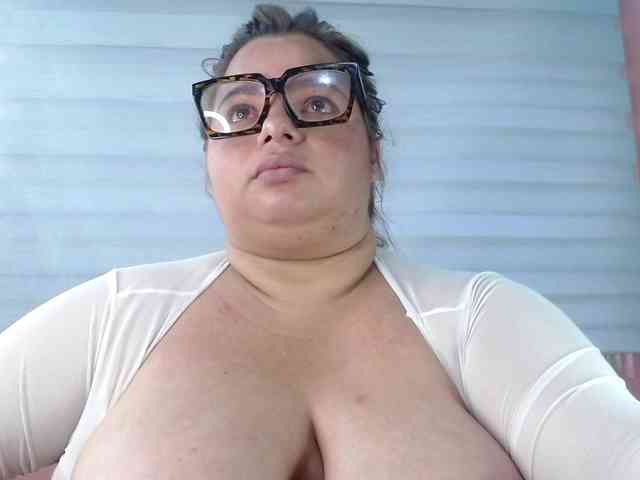lexxy-bbw webcam