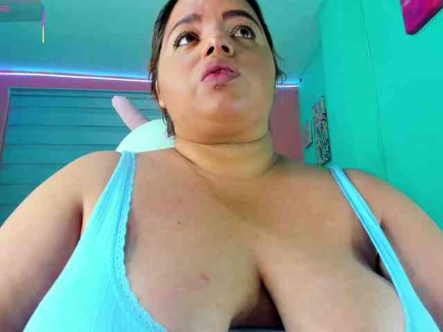 lexxy-bbw webcam