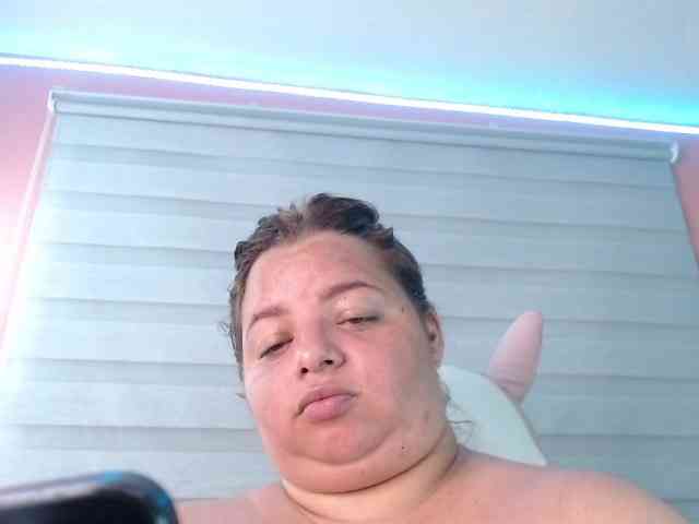 Modella: lexxy-bbw