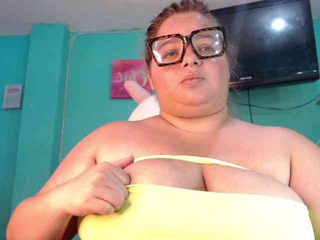 lexxy-bbw webcam