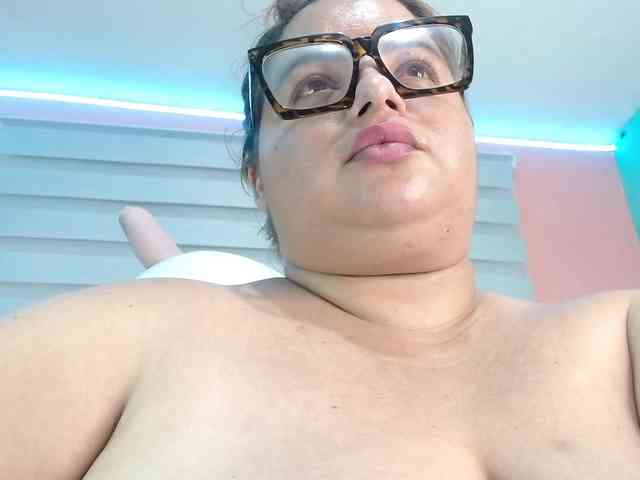 lexxy-bbw webcam